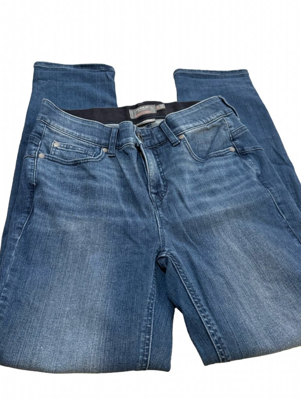 Torrid Bombshell High Rise Straight Jeans 10 Regular Medium Wash 15426637